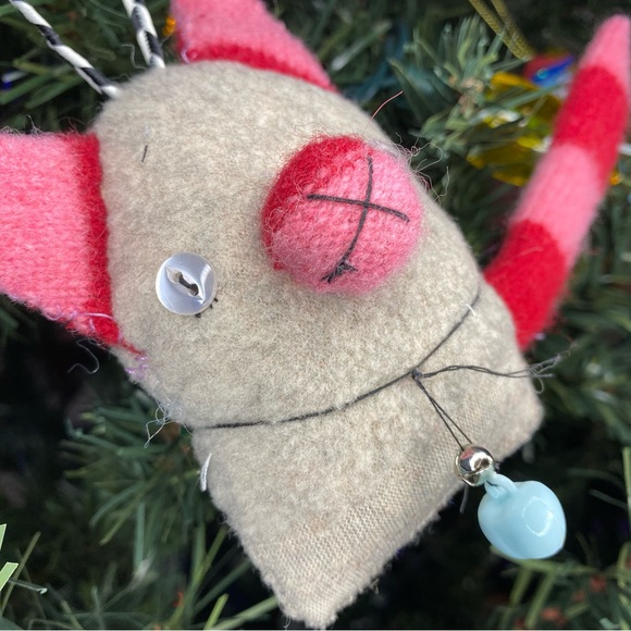 New Handmade Kitty Cat Christmas Tree Ornament Upcycled - Picture 3 of 3